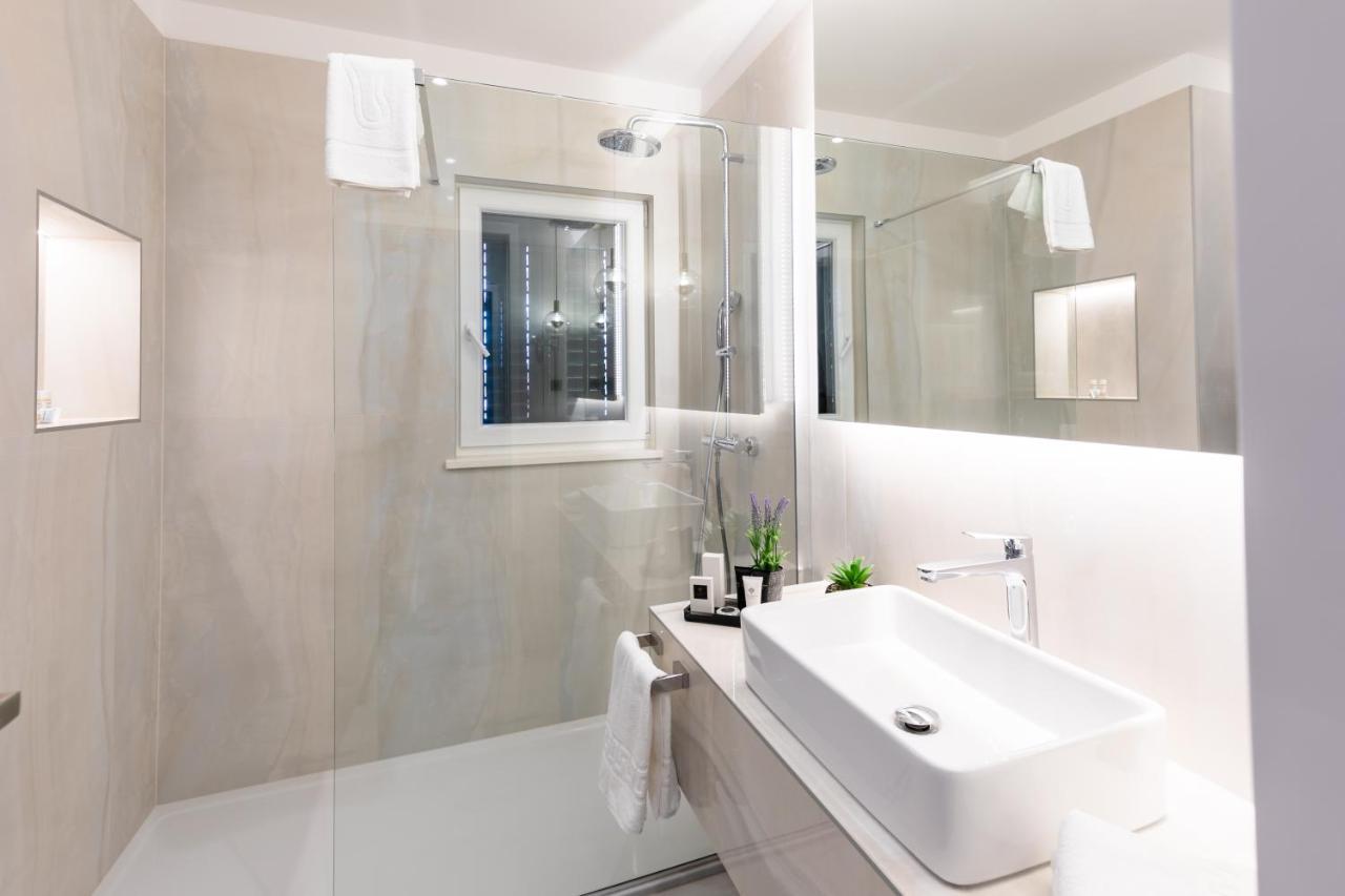 Luxury Rooms Il Ponte Trogir Exterior photo