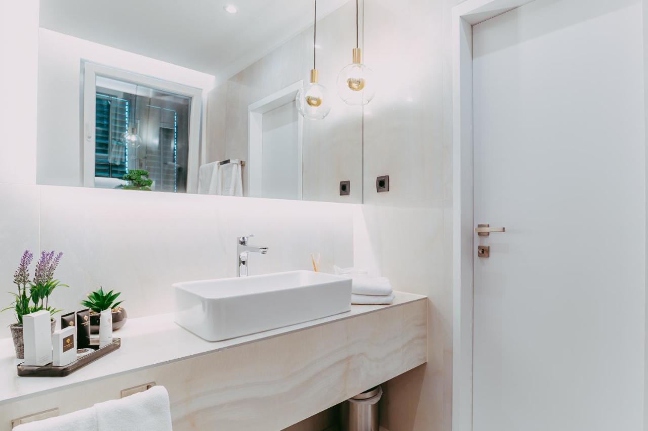 Luxury Rooms Il Ponte Trogir Exterior photo