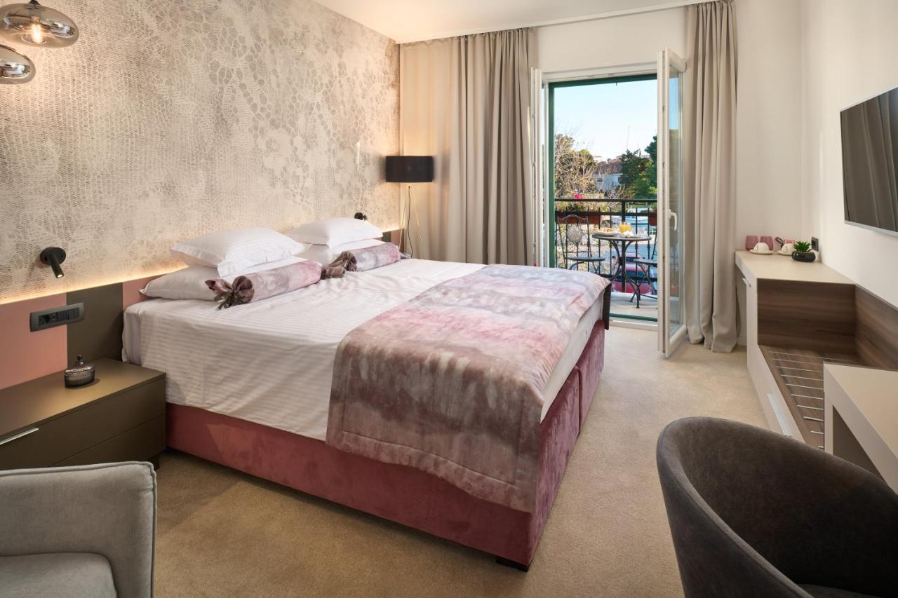 Luxury Rooms Il Ponte Trogir Exterior photo