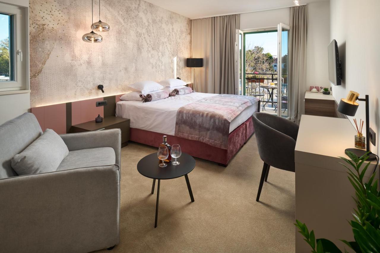 Luxury Rooms Il Ponte Trogir Exterior photo